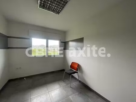 location bureau sillingy 74 m²