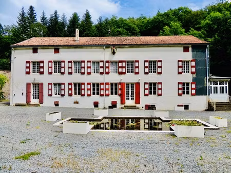 maison 11 pièces - 400 m²