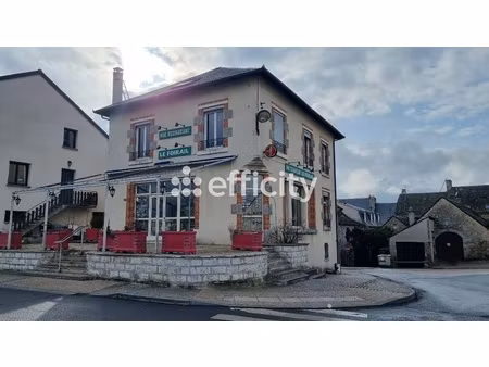 maison 10 pièces - 200 m²