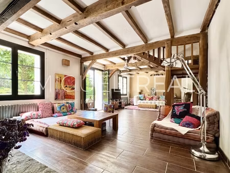 maison 3 pièces - 140 m²