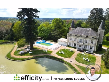 maison 30 pièces - 1555 m²