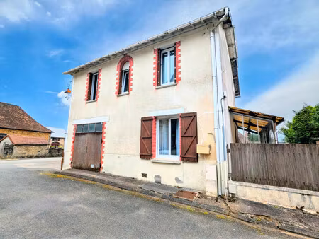 maison à vendre à la porcherie (87380) - haute-vienne