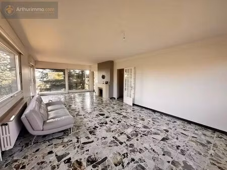 vente maison 8 pièces 300 m2 à sainte-ruffine
