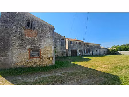 vente maison 4 pièces  193.00m²  soubise