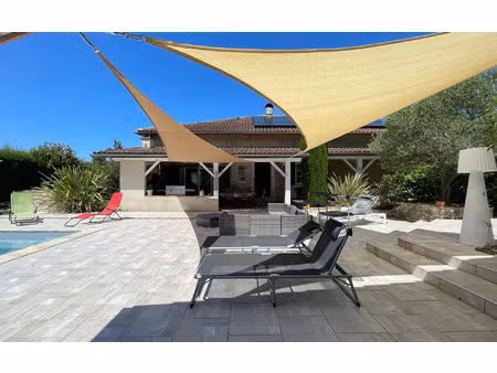 maison poyanne 260 m² t-6 à vendre  435 000 €