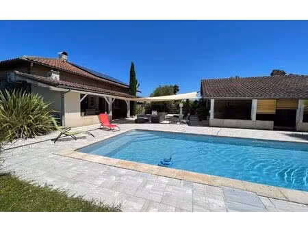 maison poyanne 260 m² t-6 à vendre  455 000 €