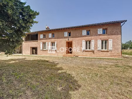 idéal promoteur reynies  ferme avec piscine et dépendances !!! 22 879 m² de terrain !