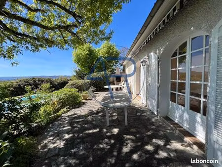 villa 6 pièces 152 m²