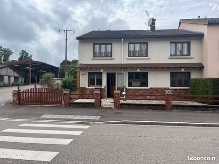 maison 7 pièces 140 m²