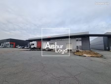 entrepôt 4000 m² fesches-le-châtel