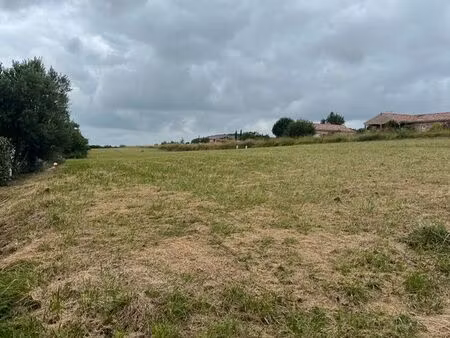 terrains constructibles et viabilisés de 1654 et 1200 m2 à saint-orens-pouy-petit