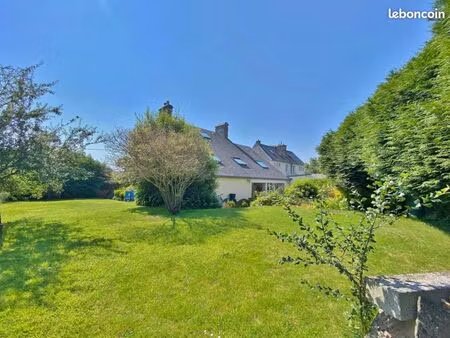 maison de ville 8 pièces 226 m²