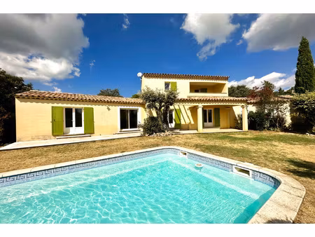 villa 5 pièces offrant 150m2 de surface habitable