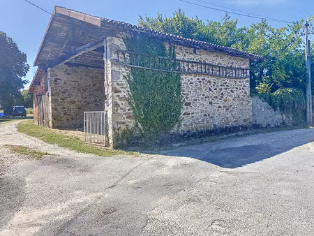 couzeix : grange à 1 km de limoges sur 645 m2 de terrain