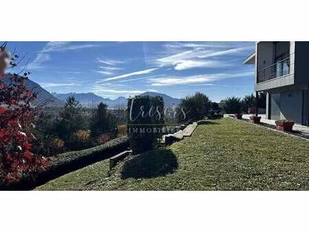 maison contemporaine avec piscine et jardin argonay (74)