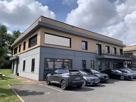 location bureau serris 77700