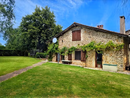 commerce à vendre à suaux (16260) - charente