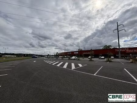 location commerce orthez 400 m²