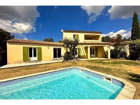 villa avec piscine a silans la cascade