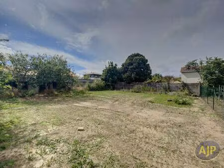 vente terrain à saint-léger-sous-cholet (49280) : à vendre / 594m² saint-léger-sous-cholet