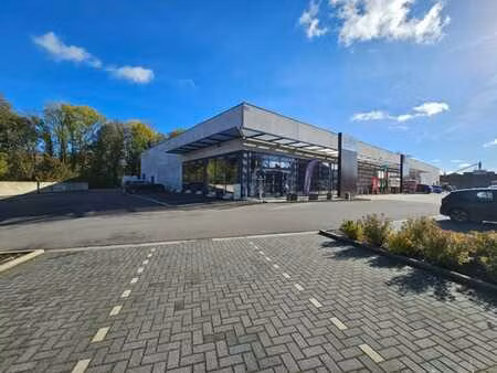 surface commerciale neuve - 431 m²