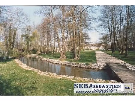 maison 11 pièces 239 m²