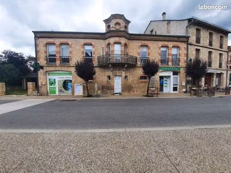 a louer local commercial 130m² centre bourg