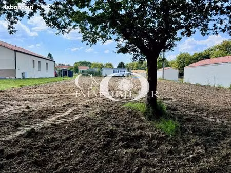 terrain 1140 m² la limouzinière