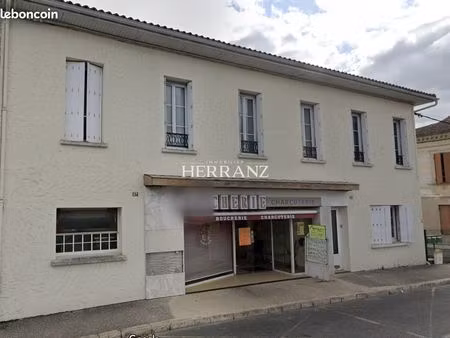 immeuble 285 m² galgon