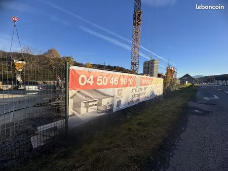 atelier 149 m² charvonnex