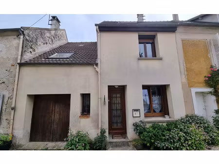 maison saint-cyr-sur-morin m² t-5 à vendre  138 000 €
