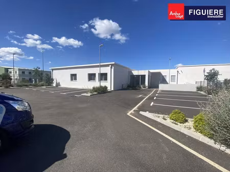 460m² de bureaux divisibles à louer zac des etangs