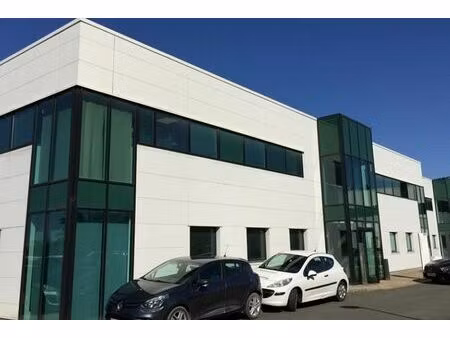 location bureau artigues pres bordeaux 202 m²