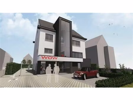 af te werken kantoorgebouw op zichtlocatie langsheen n9