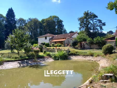 maison 8 pièce(s)  terres-de-haute-charente