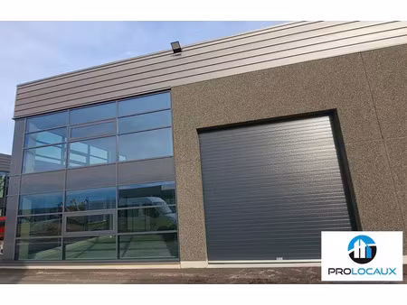 mixte activites-bureaux a louer