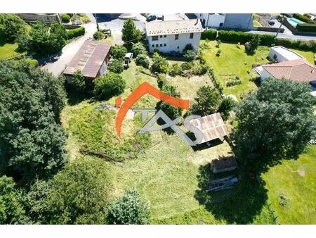 vente terrain 820 m2 à saint-chamond