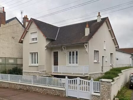 vente maison 5 pièces 112 m² montoire-sur-le-loir (41800)