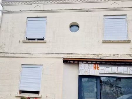 vente immeuble 118 m² talais (33590)
