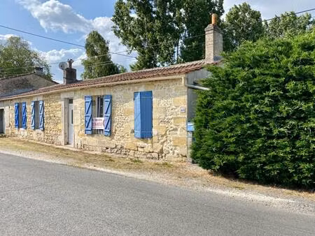 vente maison 4 pièces 130 m² jau-dignac-et-loirac (33590)