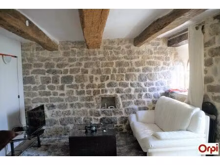 vente immeuble 142 m² le val (83143)