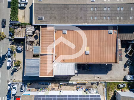 vente local commercial 583m2 fréjus 83600 - 790000 € - surface privée