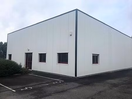 location local industriel à martigné-ferchaud (35640)