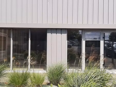 location commerce à cholet (49300)