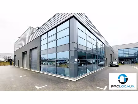 mixte activites-bureaux a louer