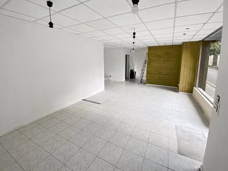 vente local commercial  62.00m²  vauréal