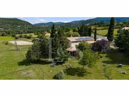 mas montbrun-les-bains (26)