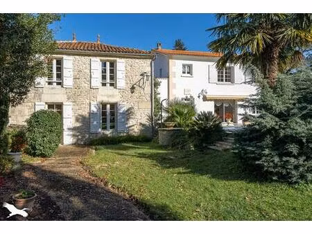 vente maison 7 pièces 228 m² saint-bris-des-bois (17770)