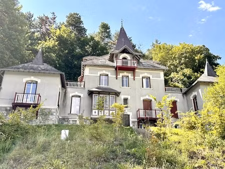 uriage/vaulnavey le haut dans le manoir des alberges t2 avecterrasse de + 60m²!