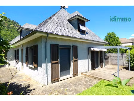vente maison 6 pièces 150 m² à vic-sur-cère (15800)  228 000 €